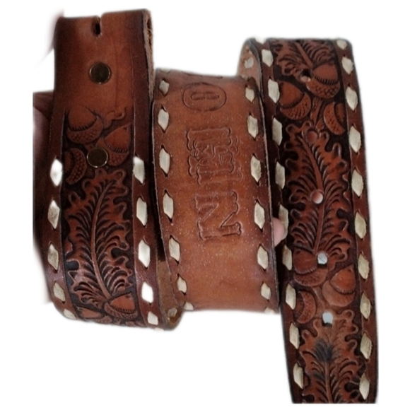 John Funny Misprint Belt, Distressed Leather Vintage Hand Tooled With Name Error - Picture 1 of 15